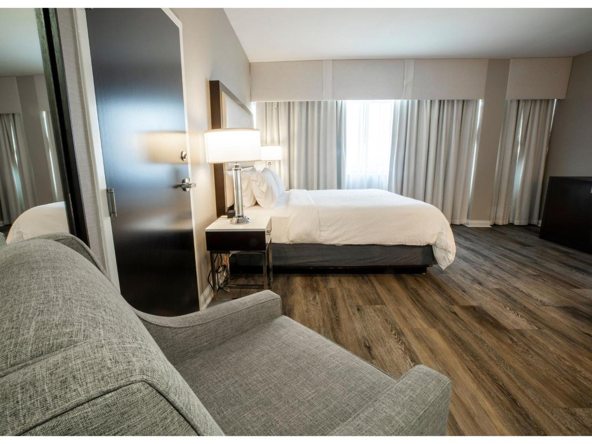 Holiday Inn Wilmington By Ihg Gurneyville Esterno foto